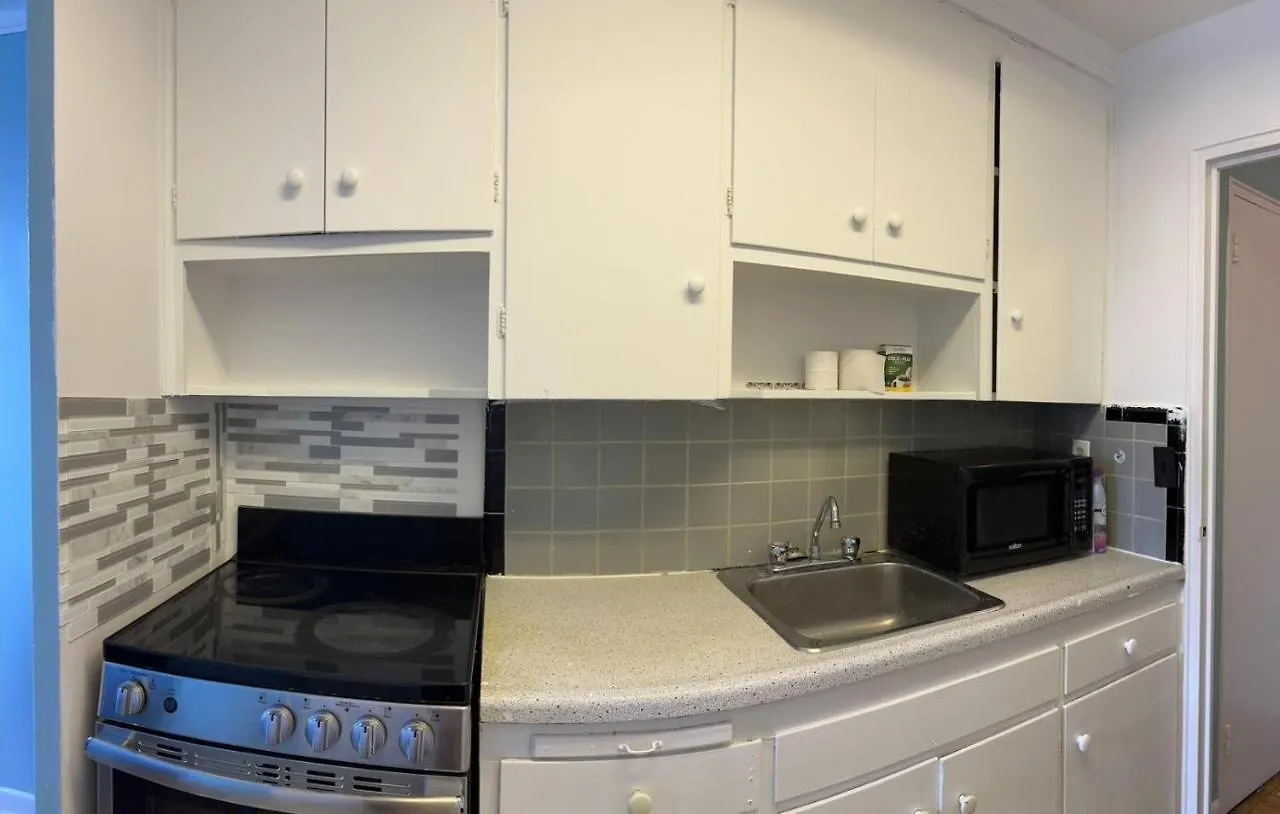 Homestay Habitacion Amueblada En Eglinton Toronto