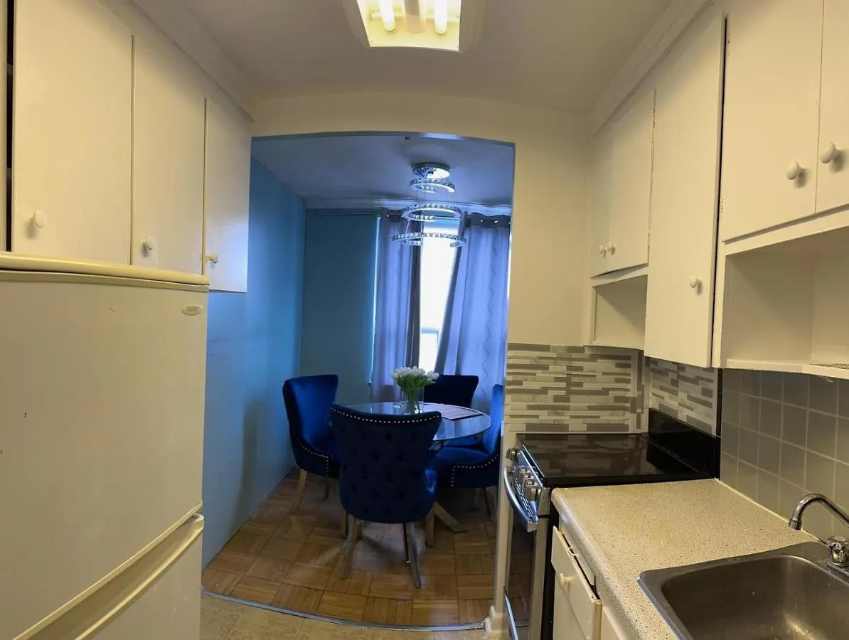 Homestay Habitacion Amueblada En Eglinton Toronto